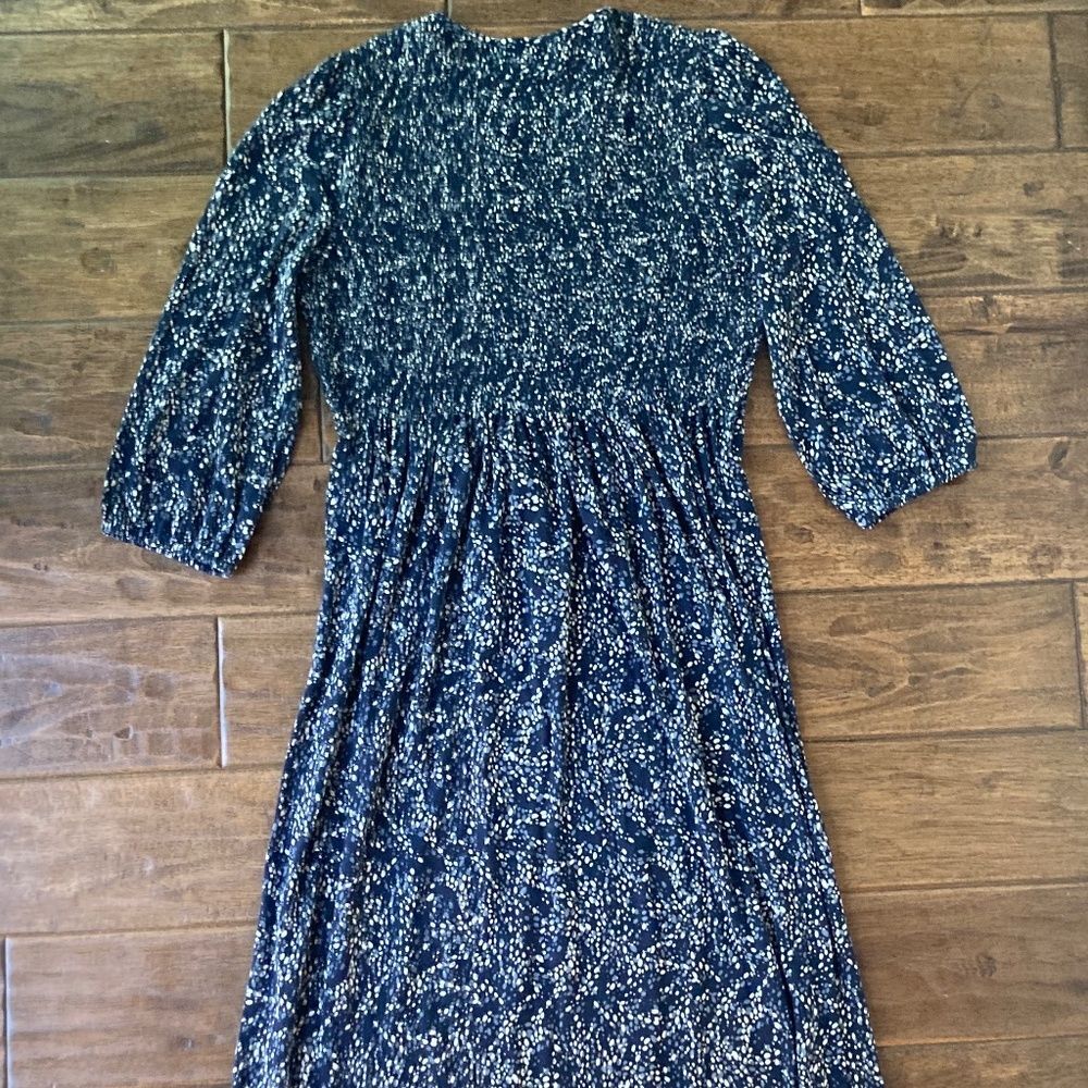 Garnet Hill Dress Women’s Medium Dotted Smocked Midi Dress Navy Organic Cotton - Picture 5 of 10